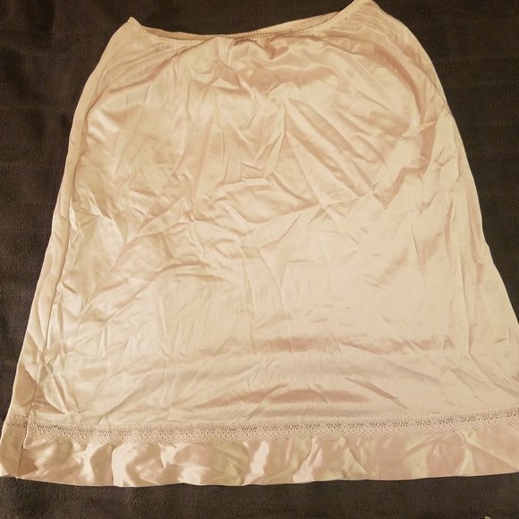 Vintage Half Slip - Picture 2 of 3